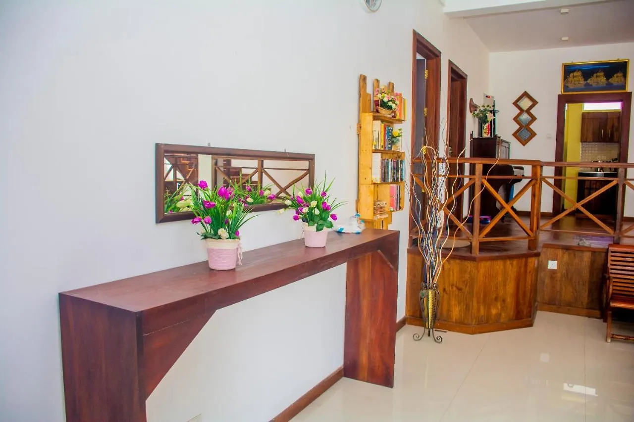 Woodnest Villas Negombo