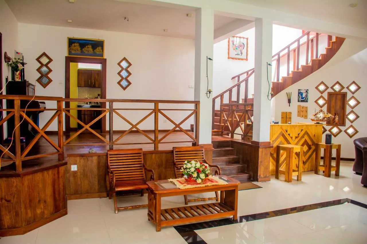 *** Hotel Woodnest Villas Negombo Sri Lanka